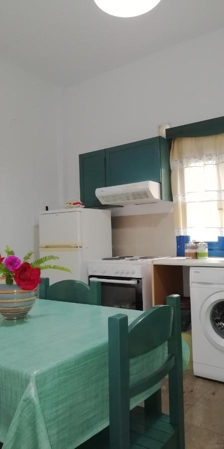 5Bedroom Villa In Perissa Beach Extérieur photo